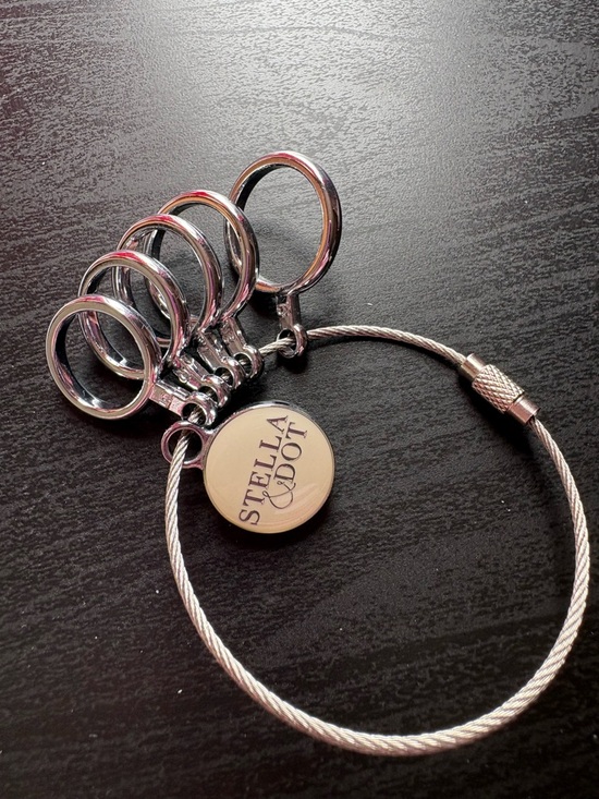 Stella & Dot Jewelry - Stella & Dot ring sizer Keyring